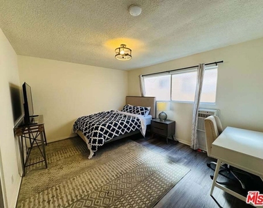 14903 S Normandie Avenue - Photo Thumbnail 12