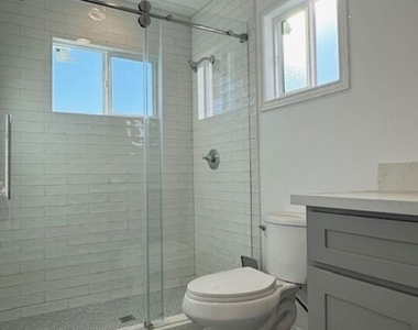4023 Floral Drive - Photo Thumbnail 17