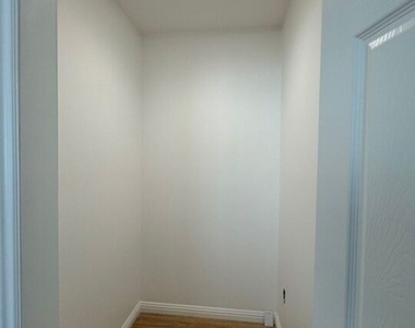 4023 Floral Drive - Photo Thumbnail 16