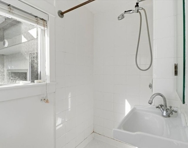 109 Dudley Avenue - Photo Thumbnail 15