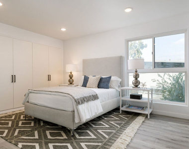 846 N Alta Vista Boulevard - Photo Thumbnail 14