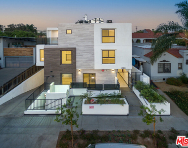 846 N Alta Vista Boulevard - Photo Thumbnail 1