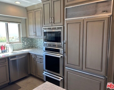 3908 Castlerock Road - Photo Thumbnail 4