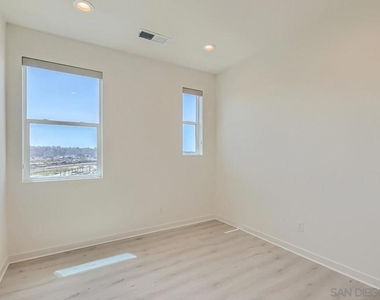 3051 Marquee Way - Photo Thumbnail 22