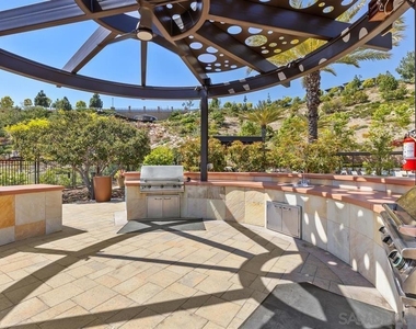 3051 Marquee Way - Photo Thumbnail 32
