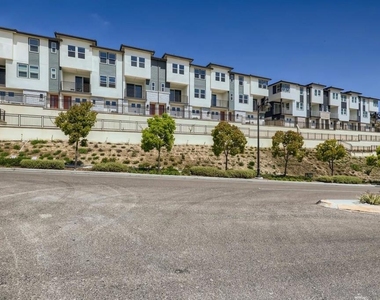 3051 Marquee Way - Photo Thumbnail 1