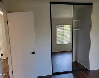 28910 Calabria Drive - Photo Thumbnail 14