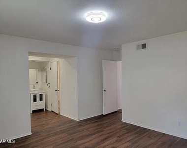 28910 Calabria Drive - Photo Thumbnail 19