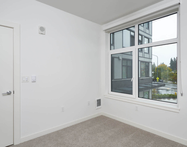 8020 161st Ave Northeast - Photo Thumbnail 25