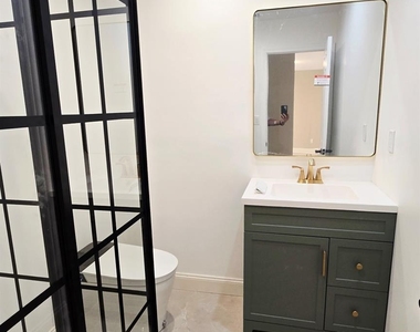 173 Colony Drive - Photo Thumbnail 7