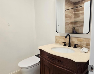 173 Colony Drive - Photo Thumbnail 14