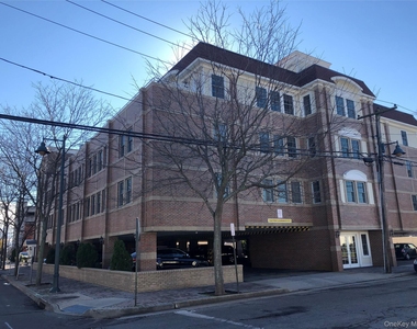147 Main Street - Photo Thumbnail 2