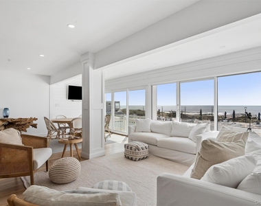 585 Dune Road - Photo Thumbnail 4