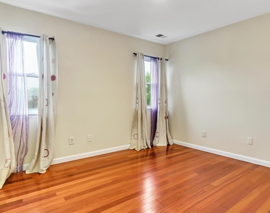 47 Carriage Road - Photo Thumbnail 21