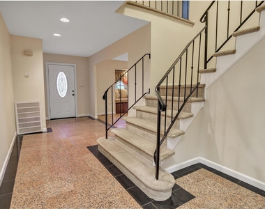 47 Carriage Road - Photo Thumbnail 14