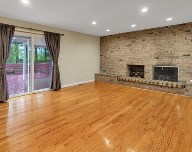 47 Carriage Road - Photo Thumbnail 15