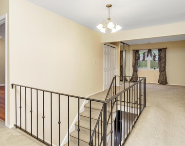 47 Carriage Road - Photo Thumbnail 17