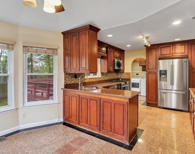 47 Carriage Road - Photo Thumbnail 11