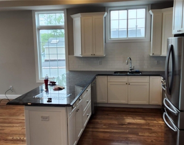 22 Bayville Avenue - Photo Thumbnail 1