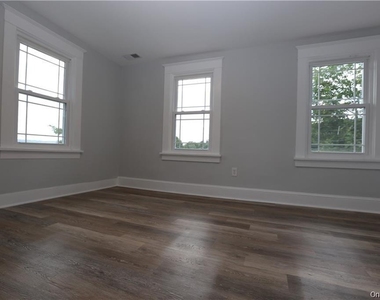 6 E Catherine Street - Photo Thumbnail 7