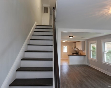 6 E Catherine Street - Photo Thumbnail 5