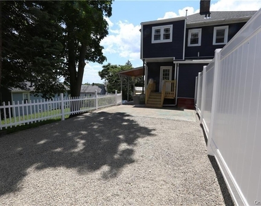 6 E Catherine Street - Photo Thumbnail 11