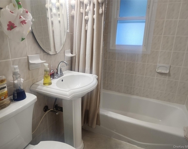 46 Randolph Road - Photo Thumbnail 11
