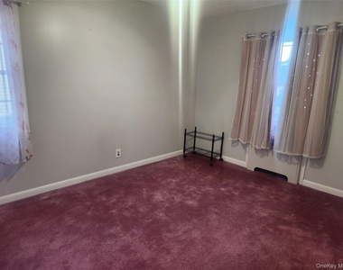 46 Randolph Road - Photo Thumbnail 14