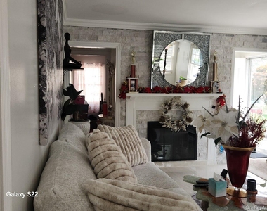46 Randolph Road - Photo Thumbnail 4