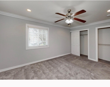 55 Eastwood Avenue - Photo Thumbnail 5