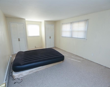 40 Bluefields Lane - Photo Thumbnail 3