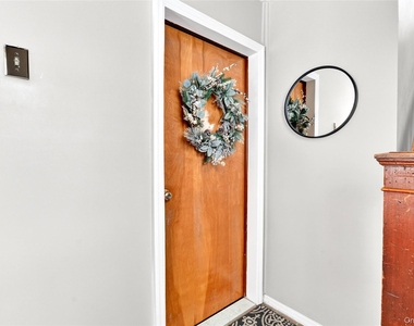 109 Broadway - Photo Thumbnail 6