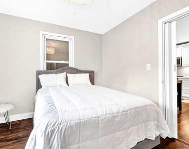 109 Broadway - Photo Thumbnail 24