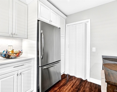 109 Broadway - Photo Thumbnail 18