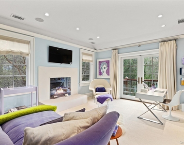 10 Upland Road N - Photo Thumbnail 19