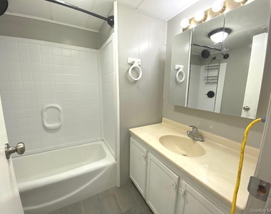 141 Gale Road - Photo Thumbnail 14