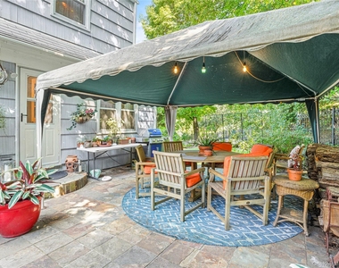 1035 Shore Acres Drive - Photo Thumbnail 18