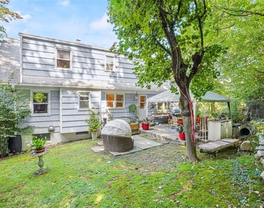 1035 Shore Acres Drive - Photo Thumbnail 20