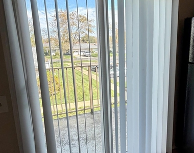 0-808n Sewell - Photo Thumbnail 4