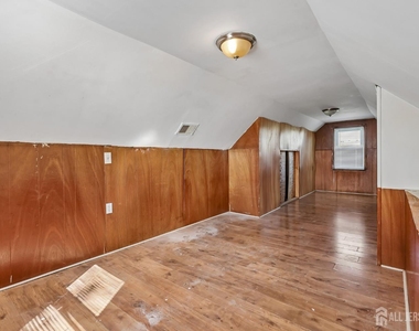 660 Charles Street - Photo Thumbnail 21
