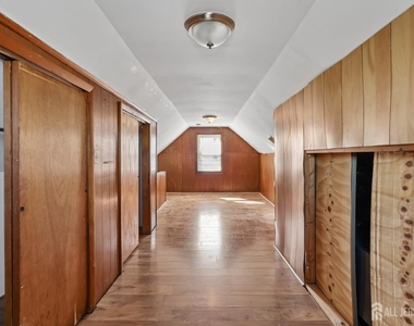 660 Charles Street - Photo Thumbnail 19