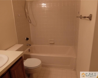 4906 Ravens Crest Drive - Photo Thumbnail 8