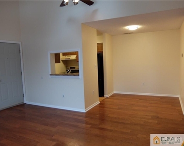 4906 Ravens Crest Drive - Photo Thumbnail 13