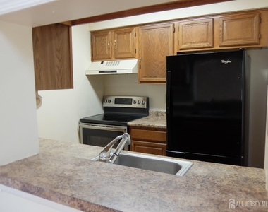 4906 Ravens Crest Drive - Photo Thumbnail 17