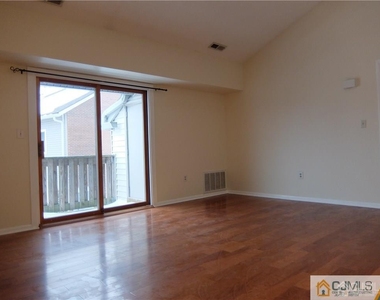 4906 Ravens Crest Drive - Photo Thumbnail 11