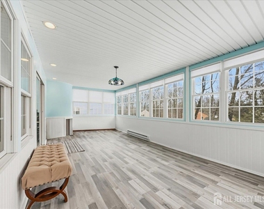 37 Jersey Avenue - Photo Thumbnail 11