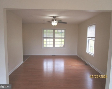 540 Thompson - Photo Thumbnail 6