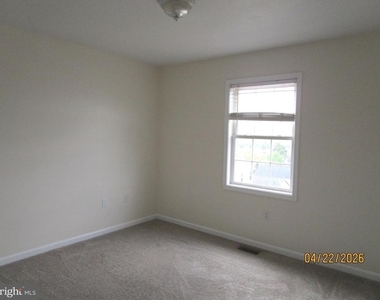 540 Thompson - Photo Thumbnail 19