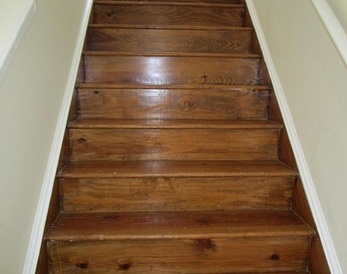 540 Thompson - Photo Thumbnail 3