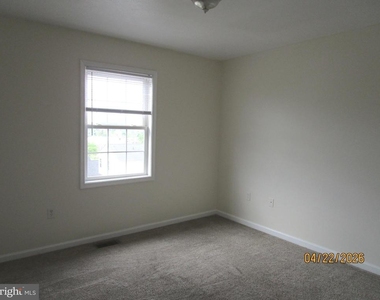 540 Thompson - Photo Thumbnail 20